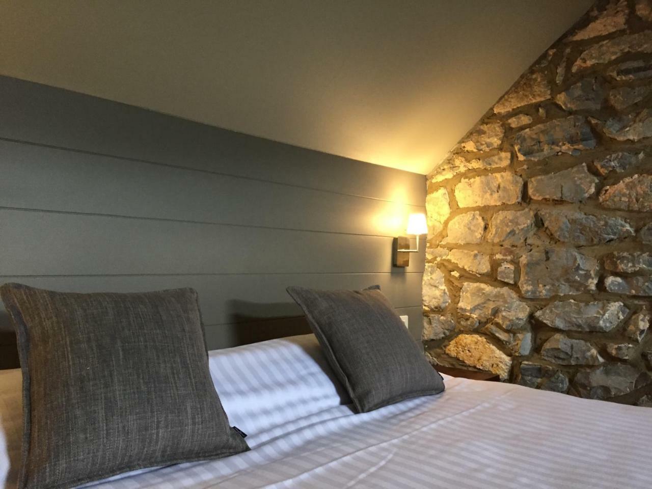 Hotel Le Fenil Celles  Eksteriør bilde